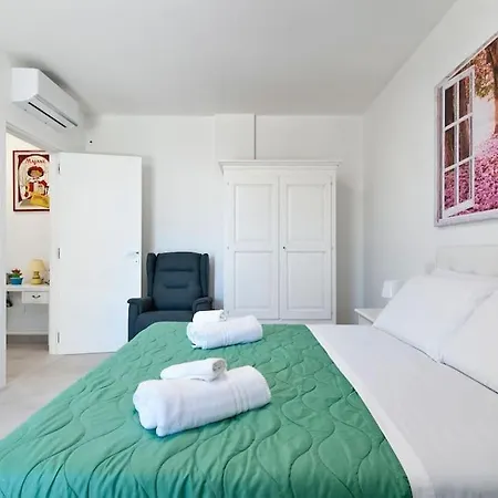 Apartmán Renoir & Parking - Selection Lecce