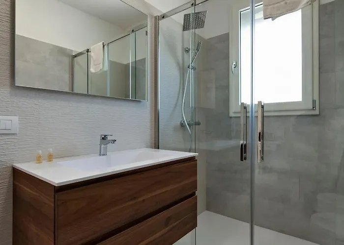 Renoir & Parking - Selection Apartment Lecce