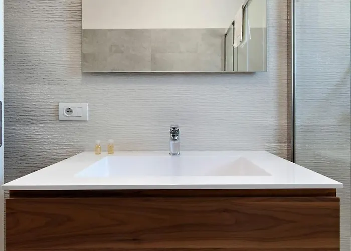 Apartment Renoir & Parking - Selection Lecce