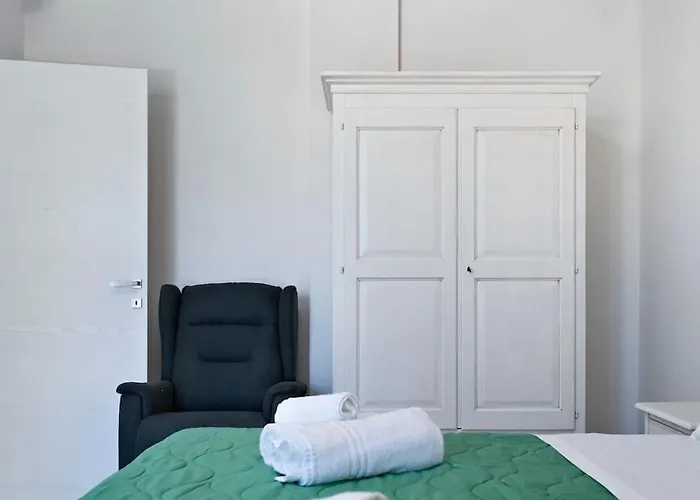 Apartment Renoir & Parking - Selection Lecce