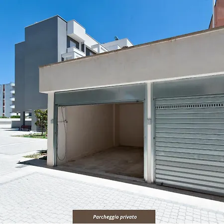 Renoir - Balcone E Box Auto - Selection Apartment *